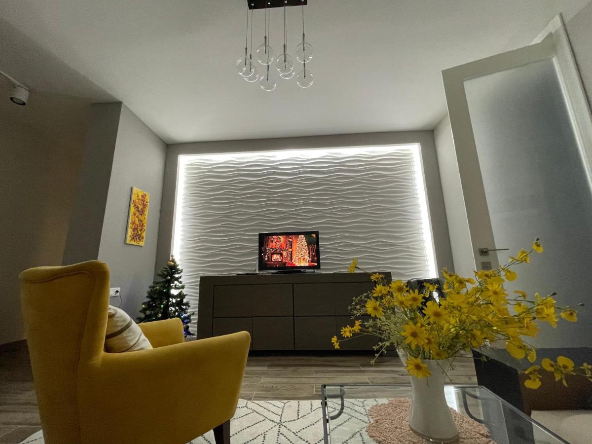 Hd New Apartment Tbilisi Exteriör bild